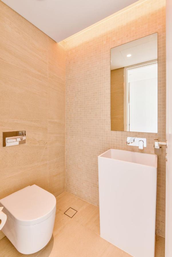 Luxe 3 Bedroom Oceanfront Apartment In The Heart Of Bluewaters Island Dubai Exterior photo