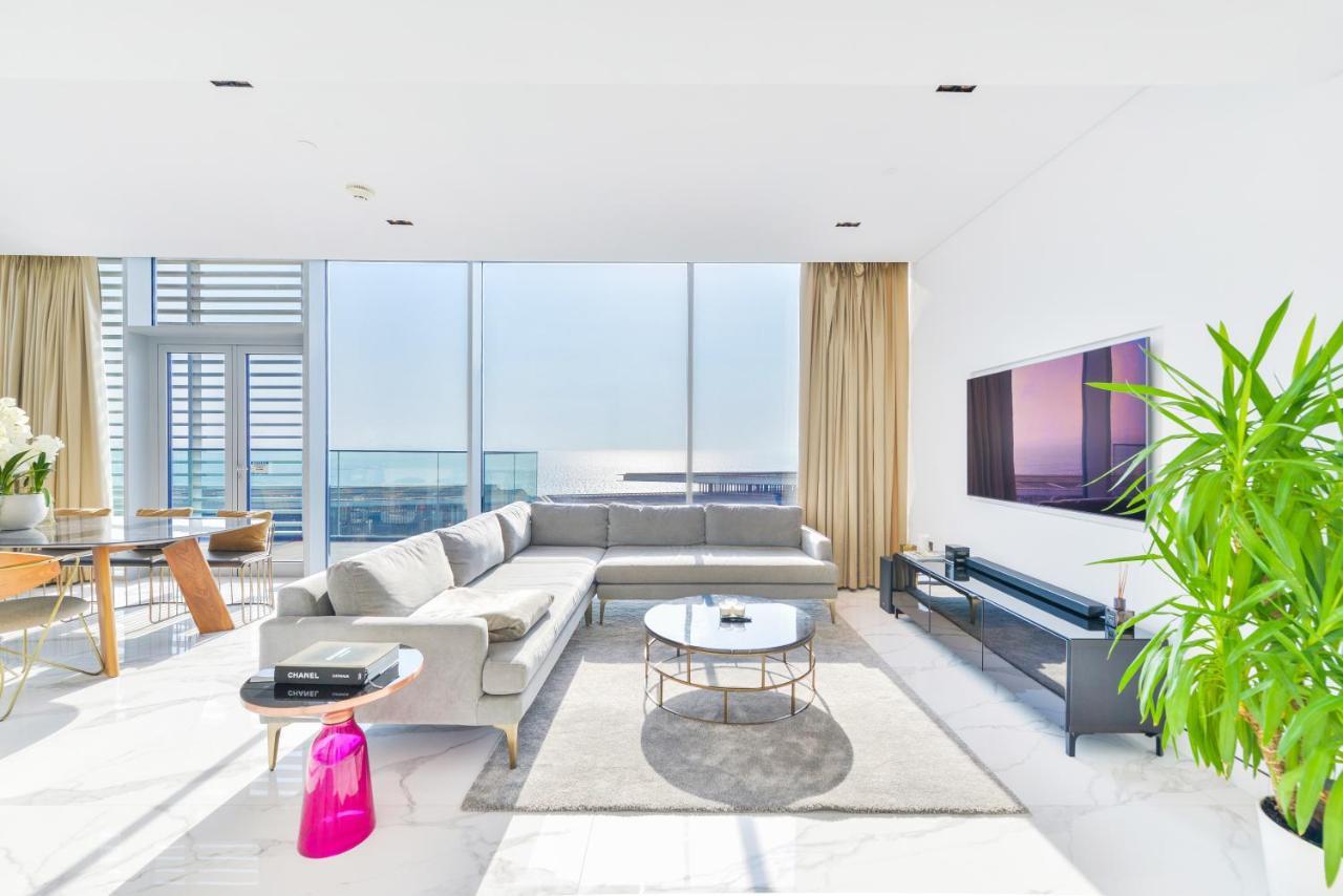 Luxe 3 Bedroom Oceanfront Apartment In The Heart Of Bluewaters Island Dubai Exterior photo