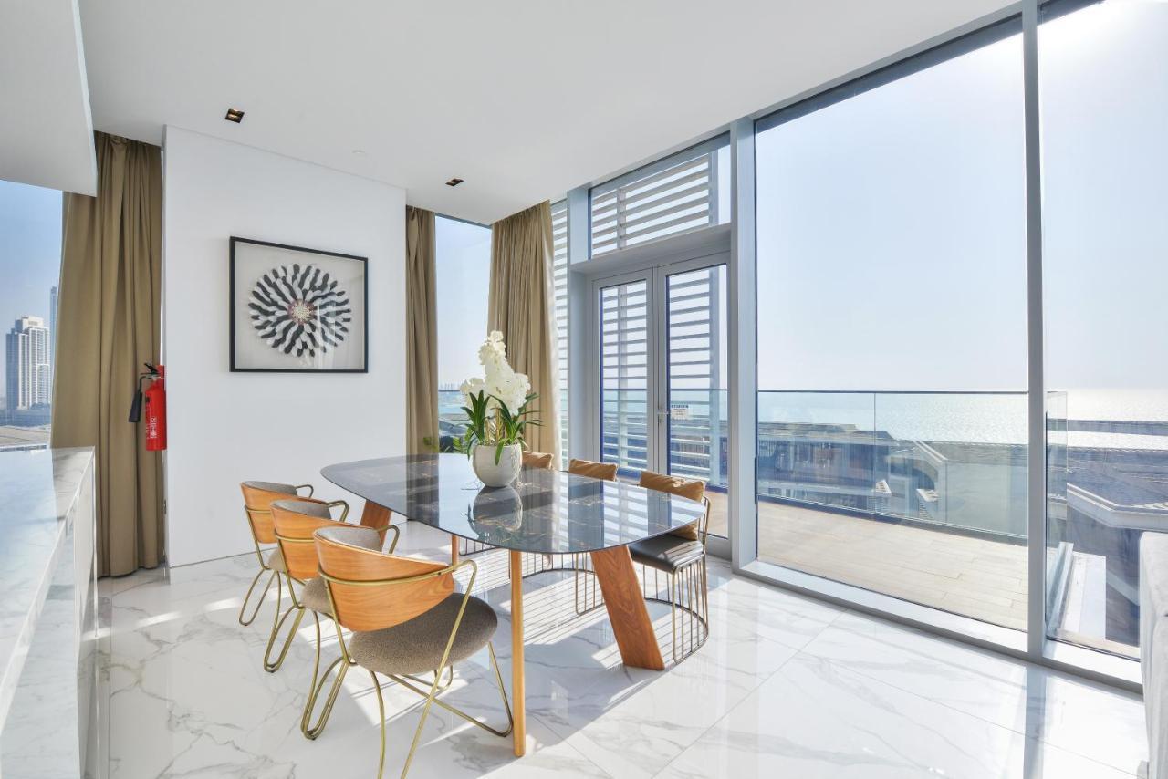 Luxe 3 Bedroom Oceanfront Apartment In The Heart Of Bluewaters Island Dubai Exterior photo
