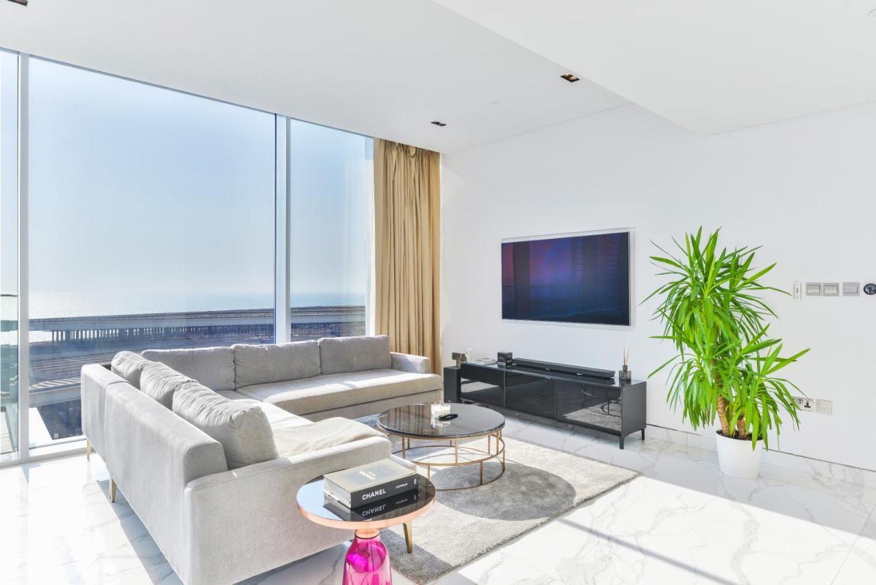 Luxe 3 Bedroom Oceanfront Apartment In The Heart Of Bluewaters Island Dubai Exterior photo
