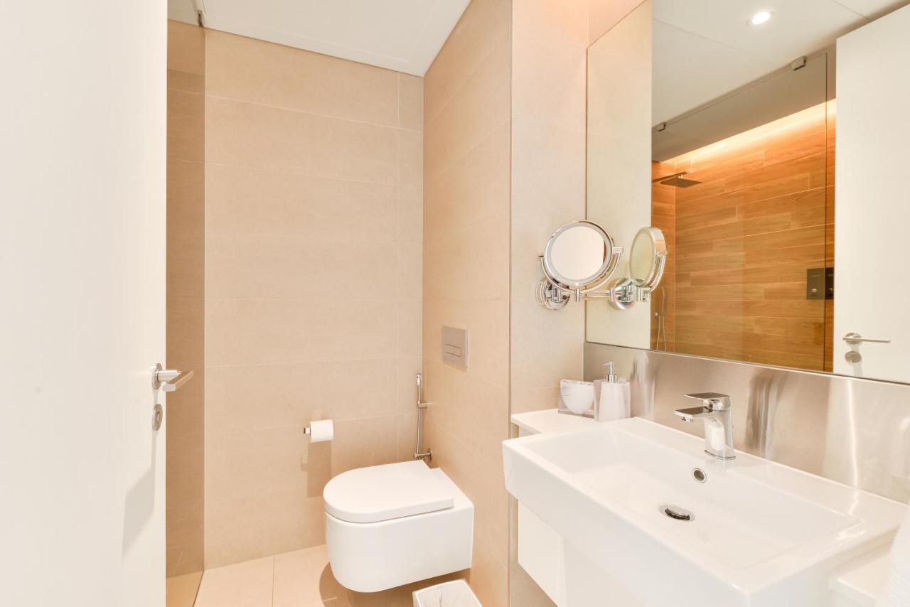 Luxe 3 Bedroom Oceanfront Apartment In The Heart Of Bluewaters Island Dubai Exterior photo
